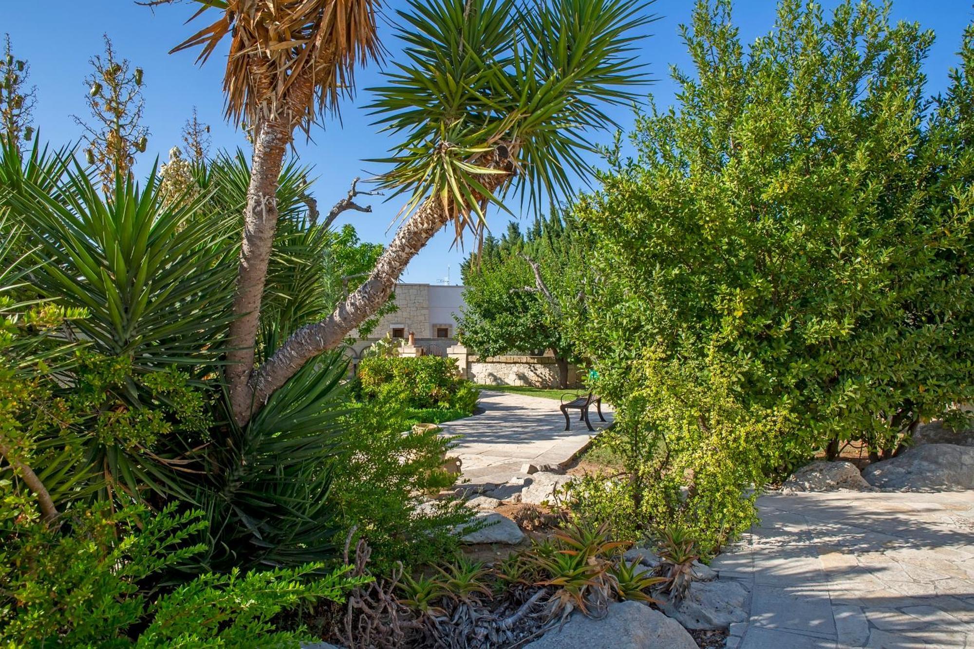 Masseria L'Uliveto Agri Resort Отранто Экстерьер фото