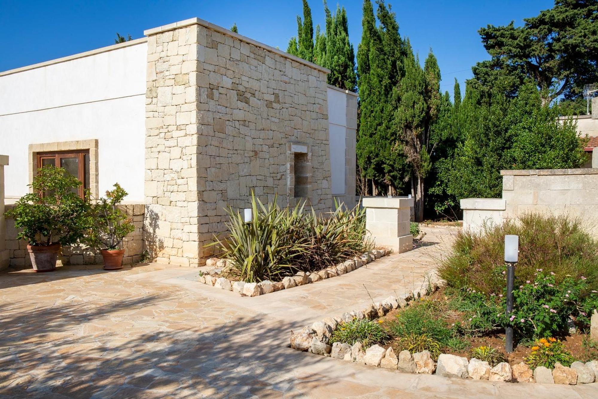 Masseria L'Uliveto Agri Resort Отранто Экстерьер фото