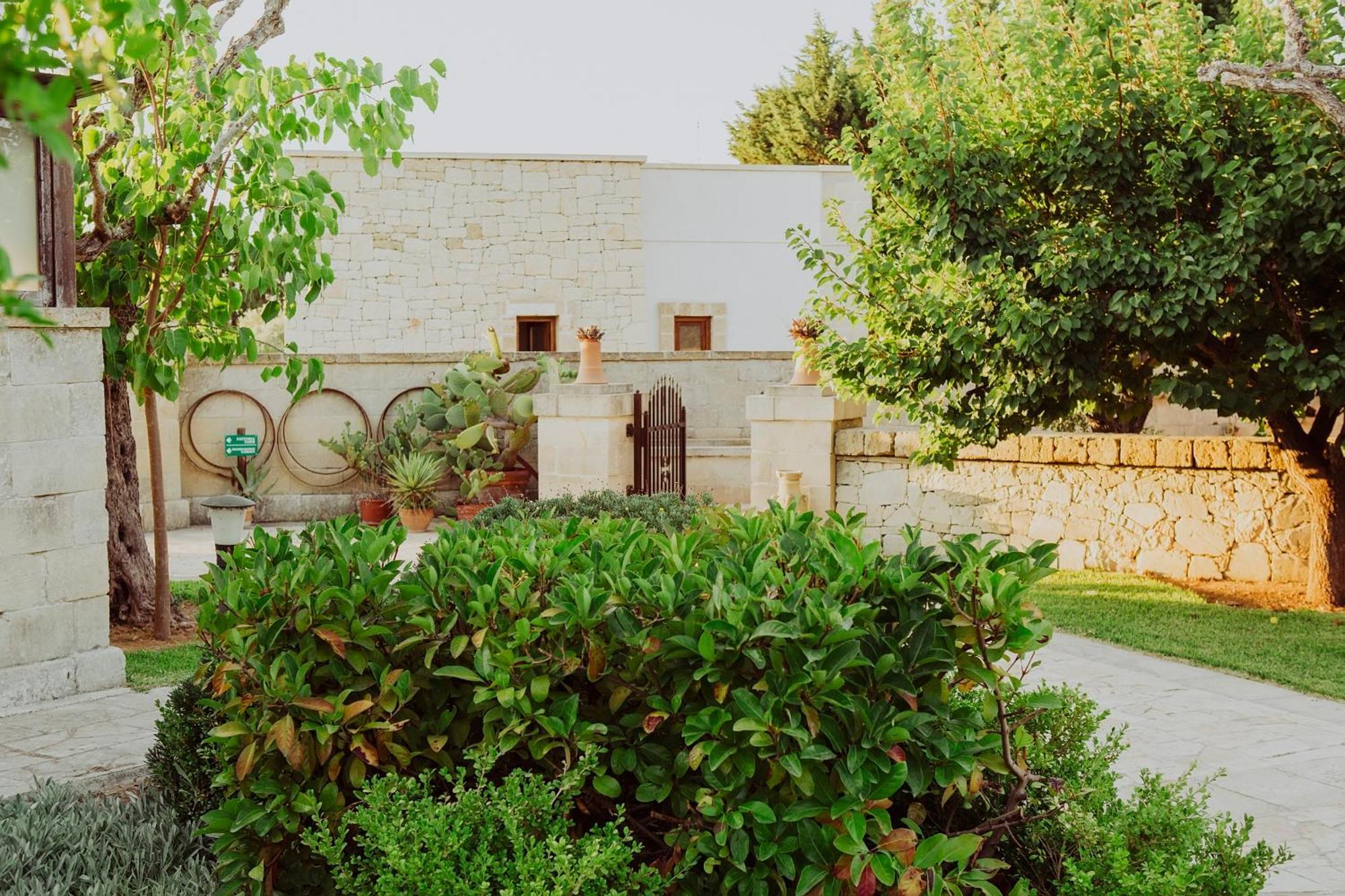 Masseria L'Uliveto Agri Resort Отранто Экстерьер фото