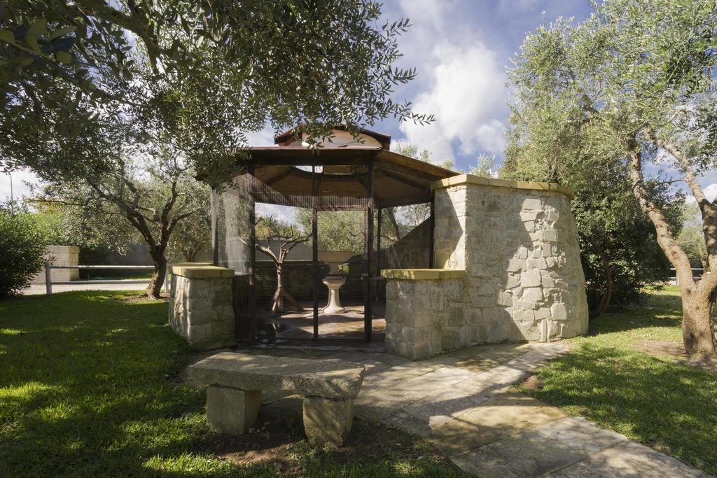 Masseria L'Uliveto Agri Resort Отранто Экстерьер фото